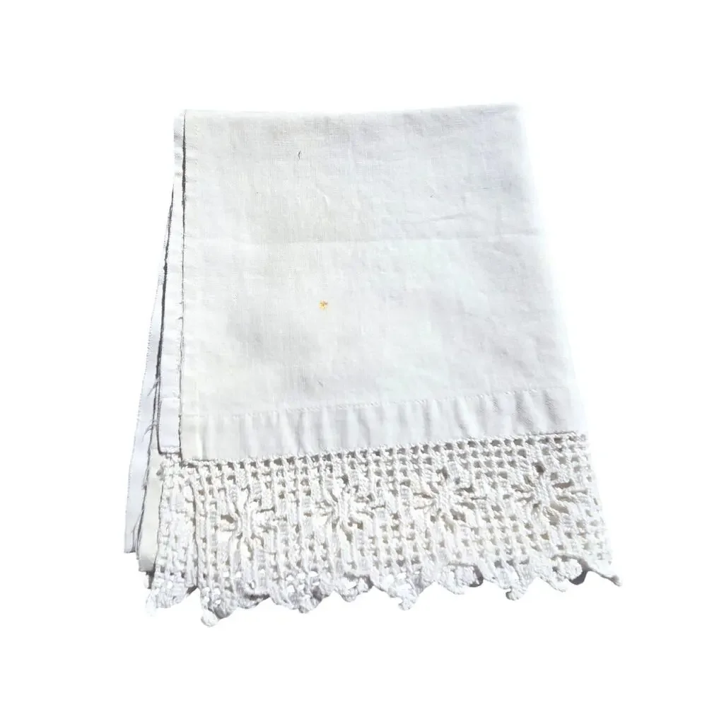 Antique Ivory Linen Fingertip Towel Fine Tatter Lace Trim Victorian Tea